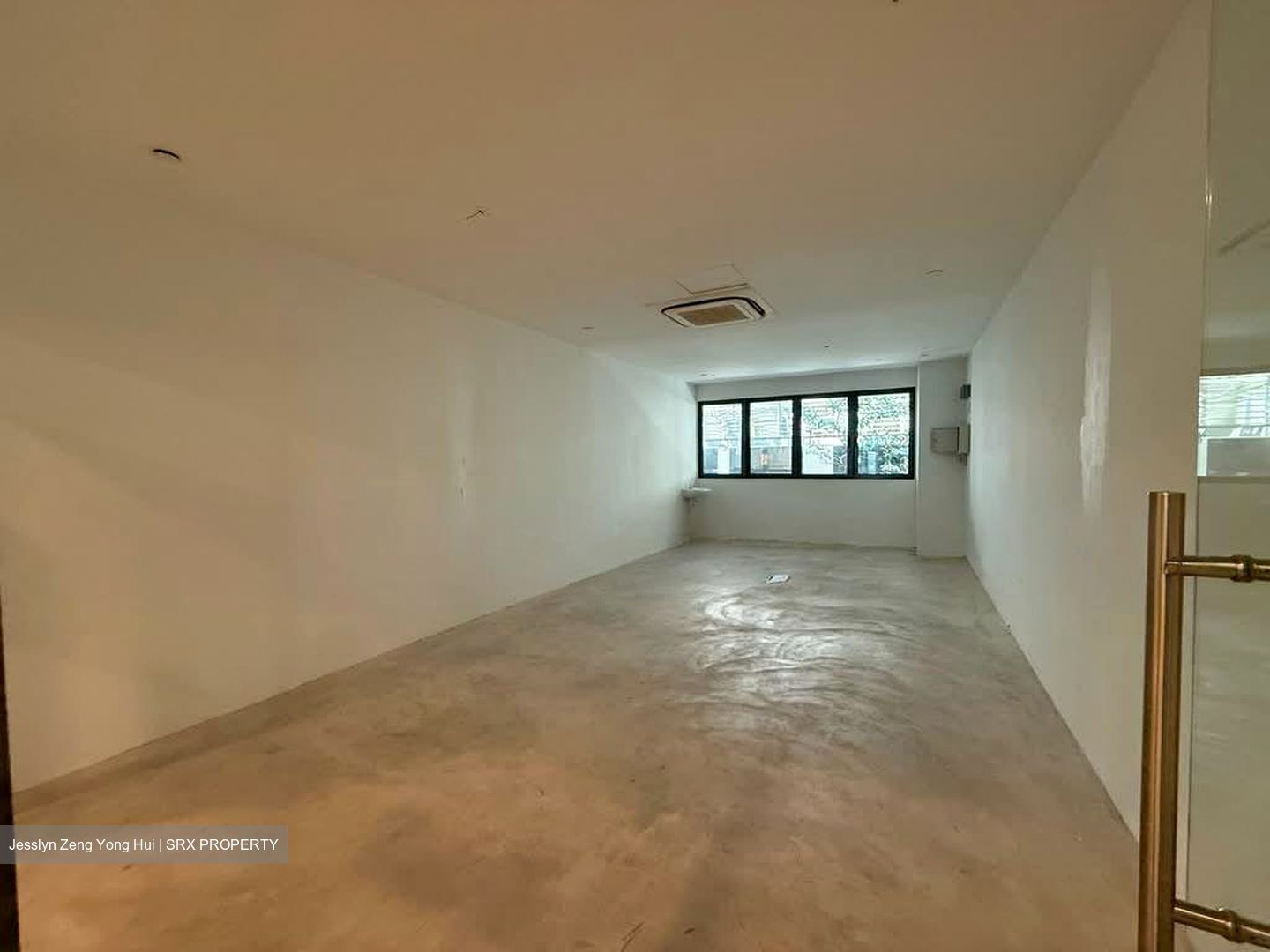 Icon @ Pasir Panjang (D5), Retail #584276011